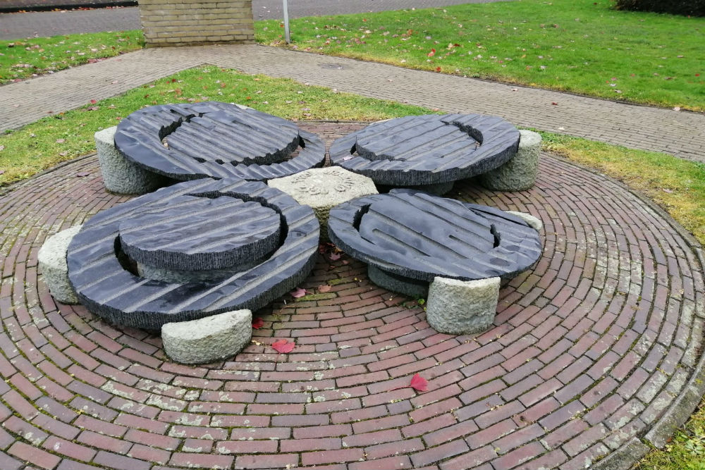 Oorlogsmonument Wouw #4