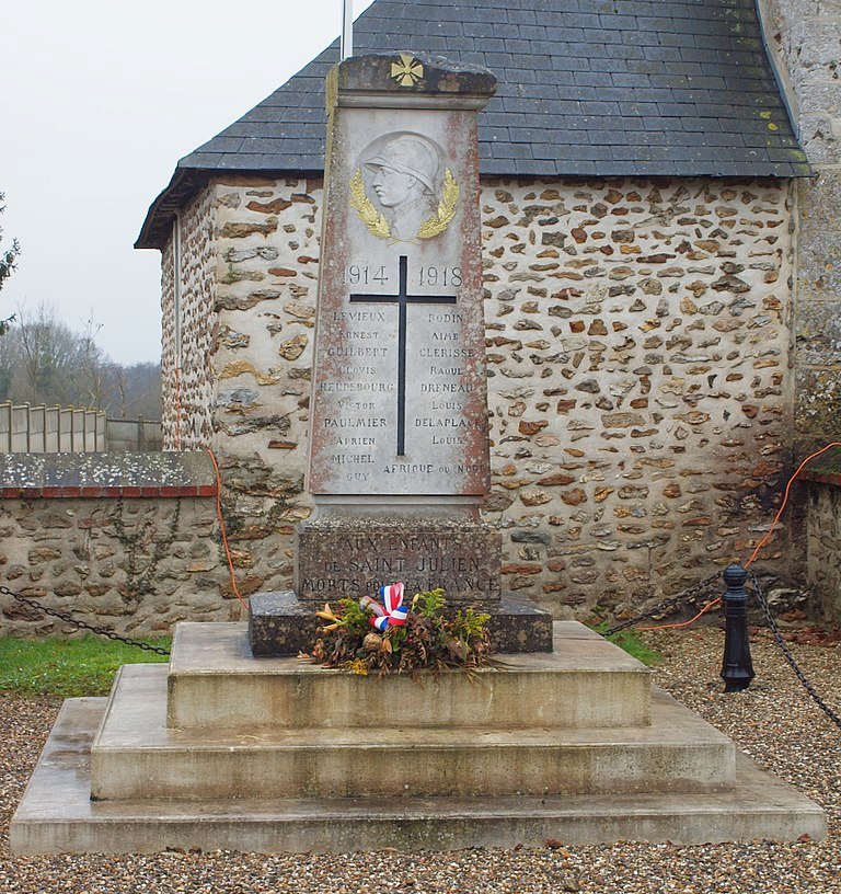War Memorial Saint-Julien-de-la-Ligue #1