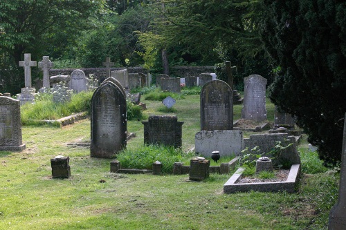 Commonwealth War Grave St. Mary Churchyard