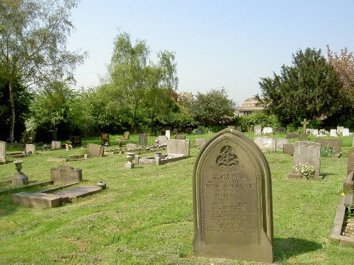 Oorlogsgraf van het Gemenebest Barnburgh Church Cemetery #1
