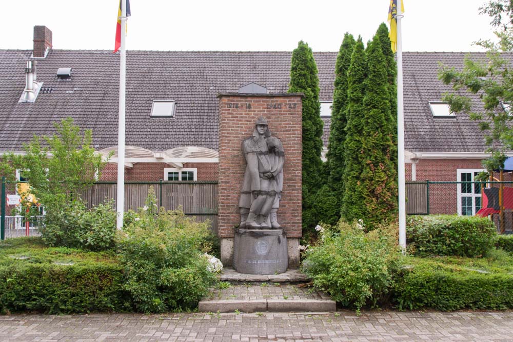 Oorlogsmonument Brecht