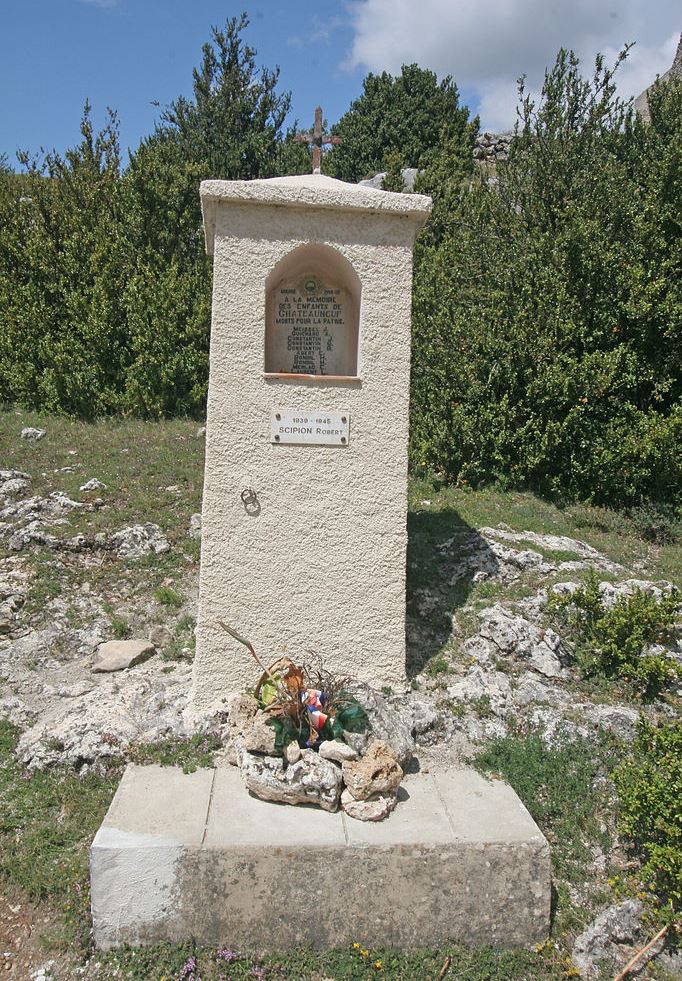 Oorlogsmonument Chteauneuf-ls-Moustiers