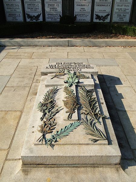 Honour Plot Notre-Dame Cemetery #4