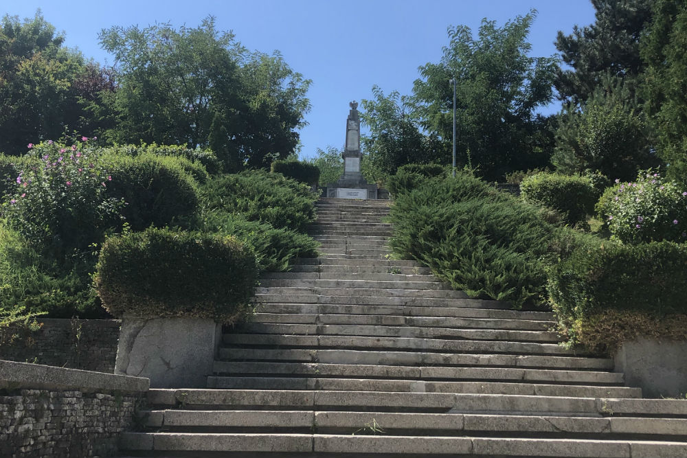 Oorlogsmonument Gevallenen Pitesti #1