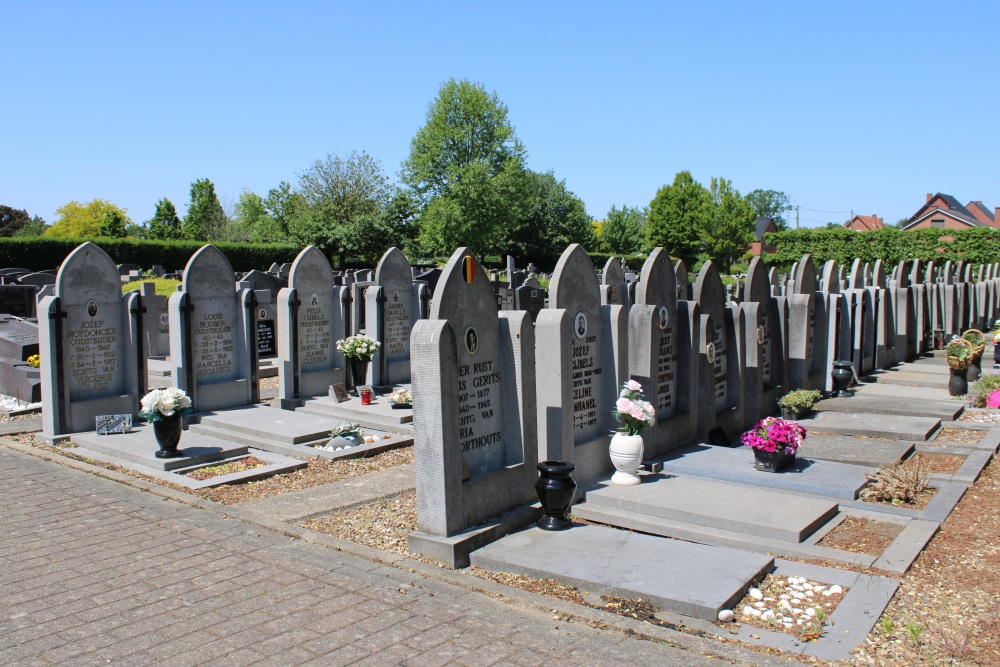 Belgische Graven Oudstrijders Zolder #2