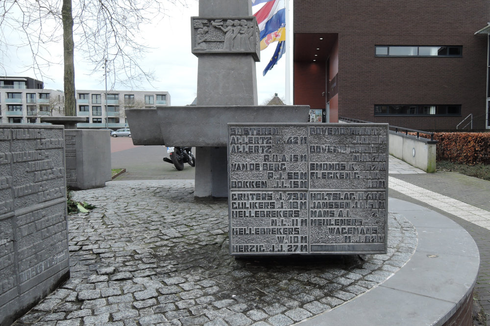 Oorlogsmonument Echt #4