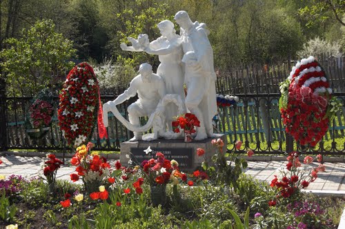 Mass Grave Soviet Soldiers Kamenskoye #2