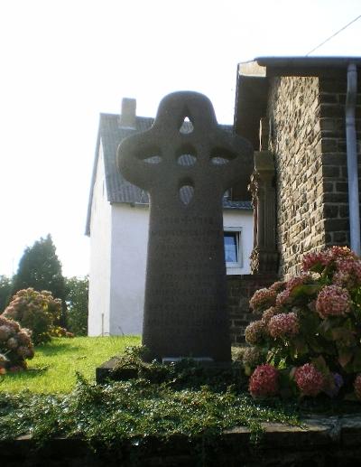 War Memorial Altscheid #3