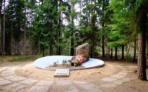 Monument Crash IL-2 Sturmovik
