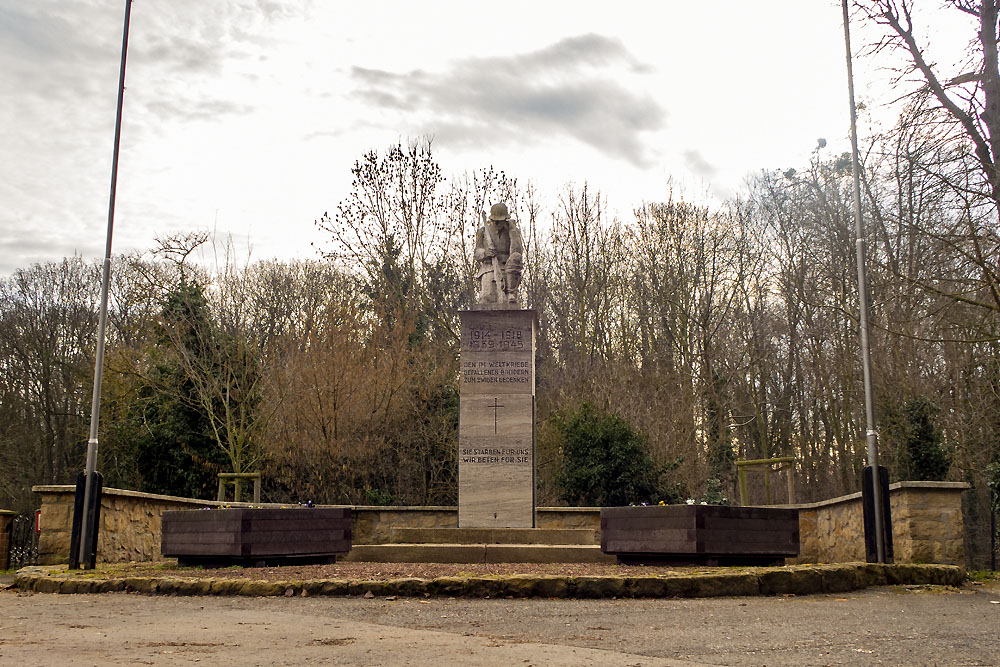 Oorlogsmonument Sievernich #1