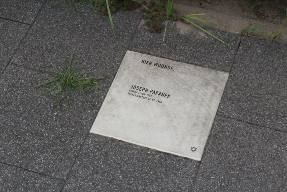 Memorial Stone Van de Pollstraat 50 #1