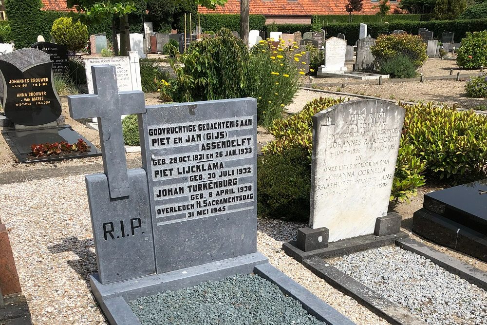 Nederlandse Oorlogsgraven Rooms Katholieke Begraafplaats Hillegom #5