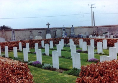 Commonwealth War Graves St. Doulchard #1