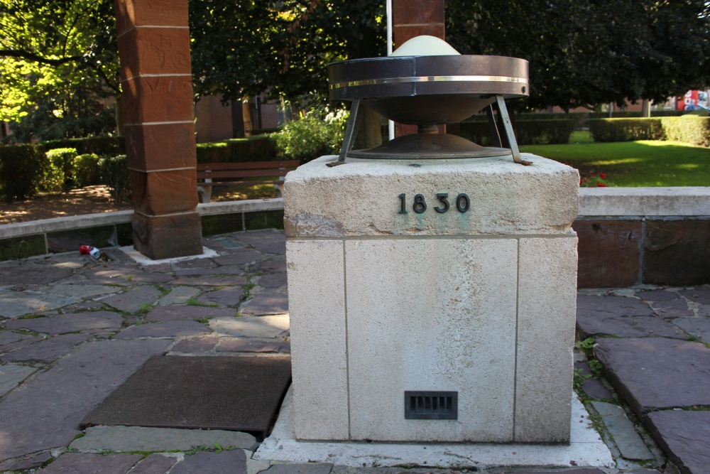 War Memorial Wavre #4