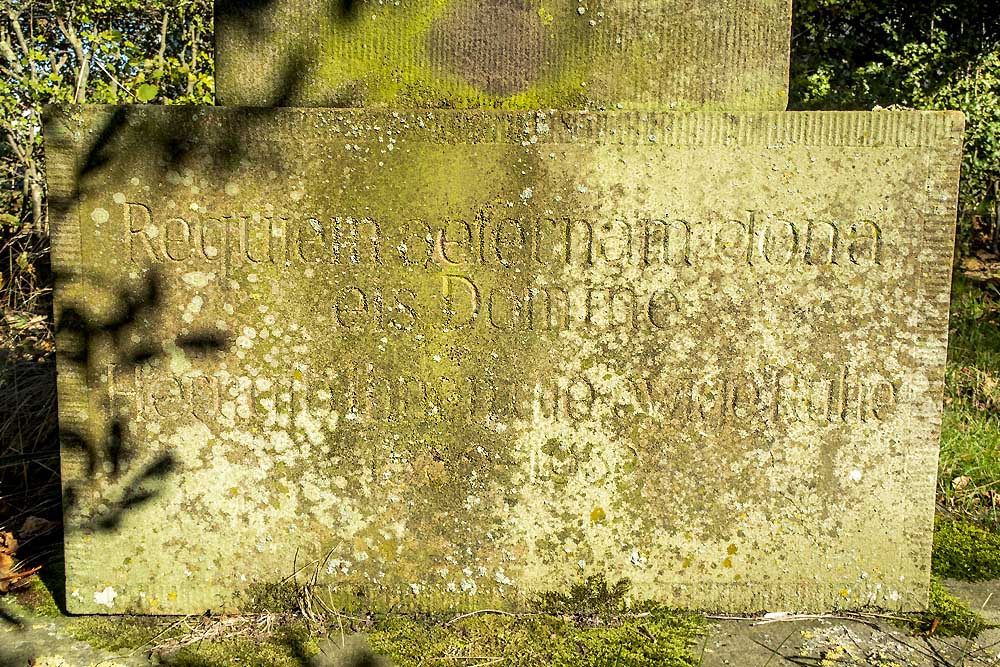 Memorial Cross Cemetery Grohau #3