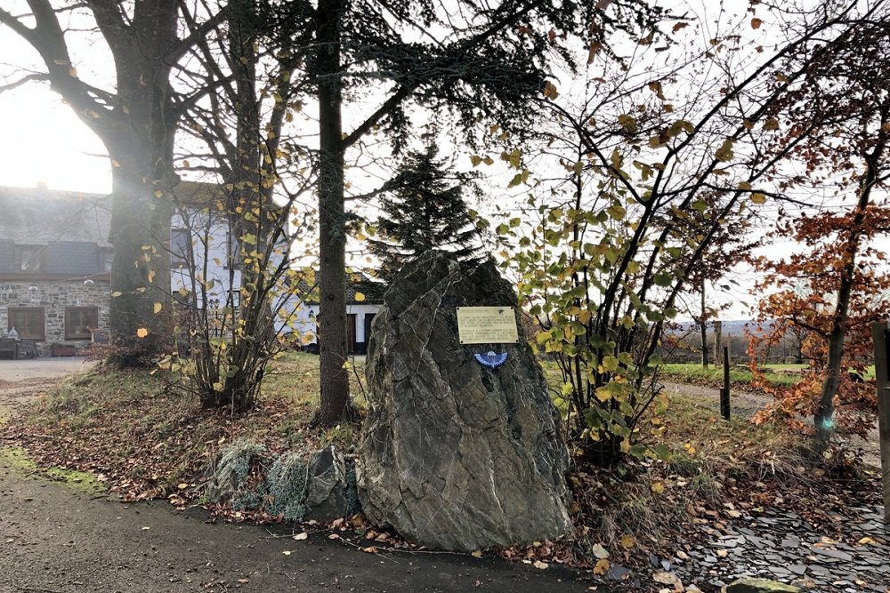 Monument Belgische SAS Parachutisten