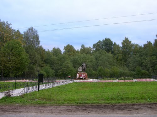 Soviet War Cemetery Petushki #1