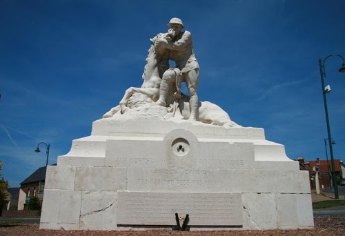 Monument Gewond Paard