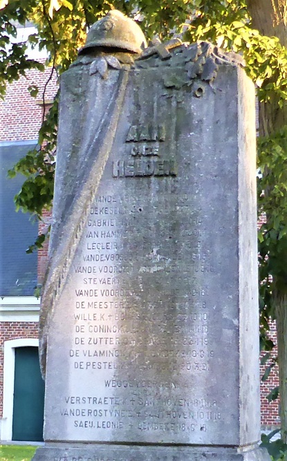 War Memorial Lembeke #2