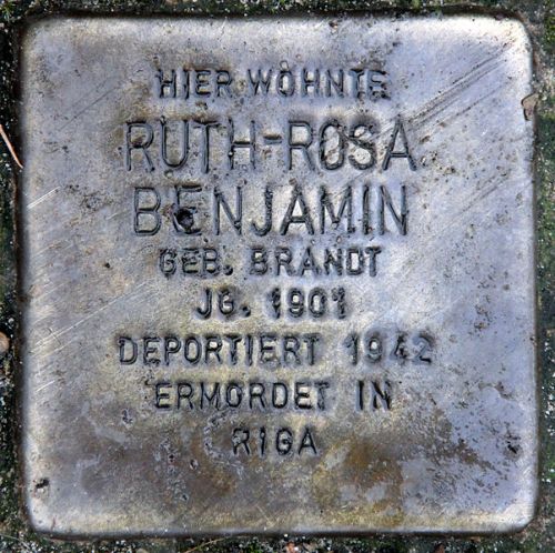 Stumbling Stone Schmarjestraße 9b #1