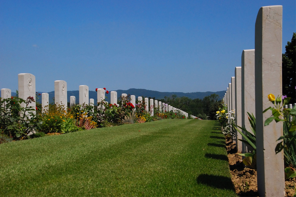 Commonwealth War Cemetery Arezzo #1