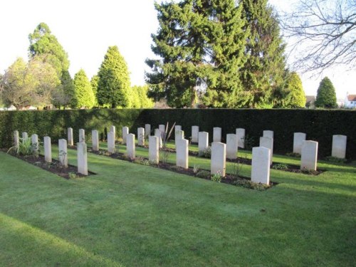 Commonwealth War Graves Oxford Botley Cemetery #3