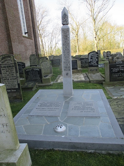 Nederlandse Oorlogsgraven Bijzondere Begraafplaats Holwerd #2