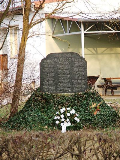 Oorlogsmonument Nexdorf #2