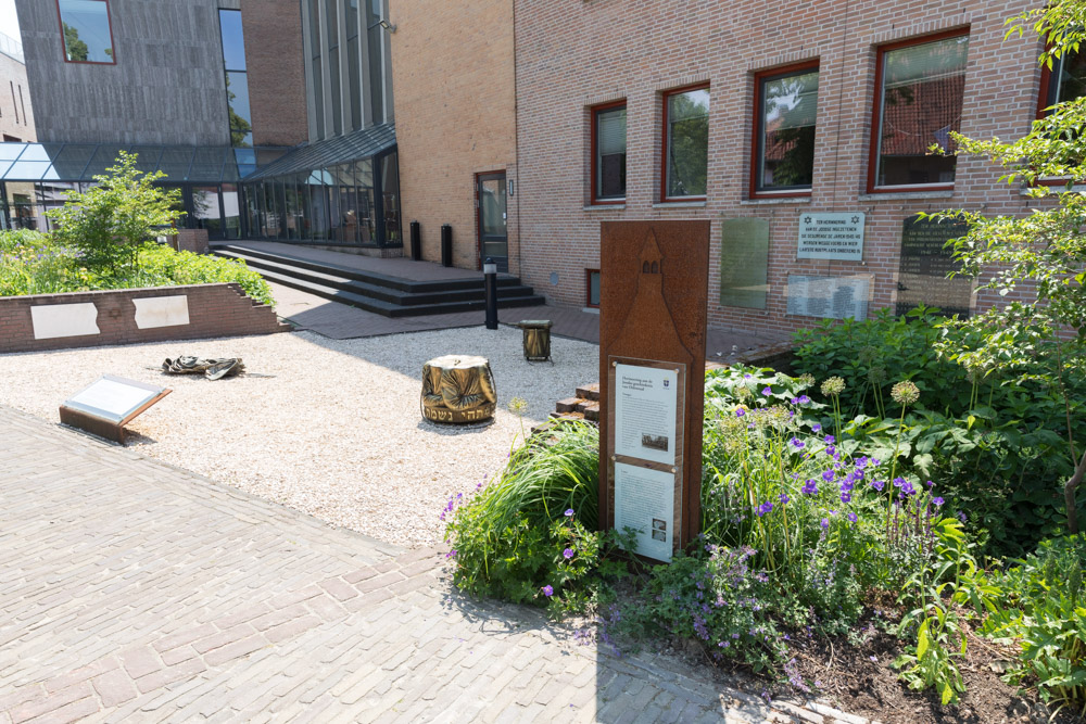 Bloedig bevrijdingsfeest in Oldenzaal kost acht doden.