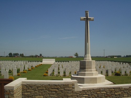 Oorlogsbegraafplaats van het Gemenebest St. Venant-Robecq Road