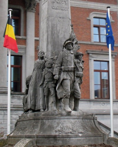 War Memorial Marche-en-Famenne #2