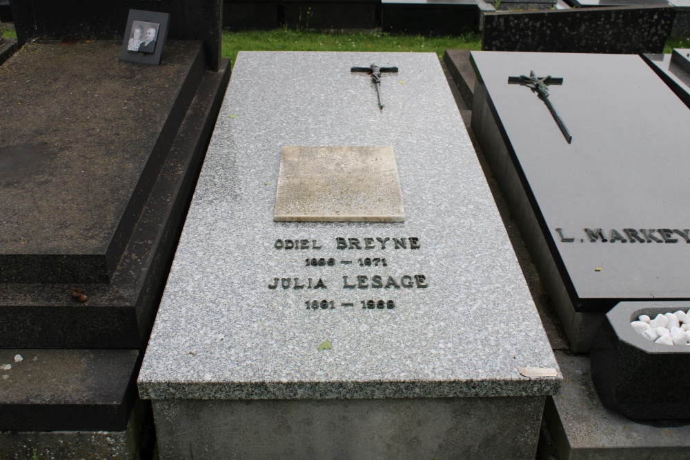 Belgian Graves Veterans Westrozebeke #3