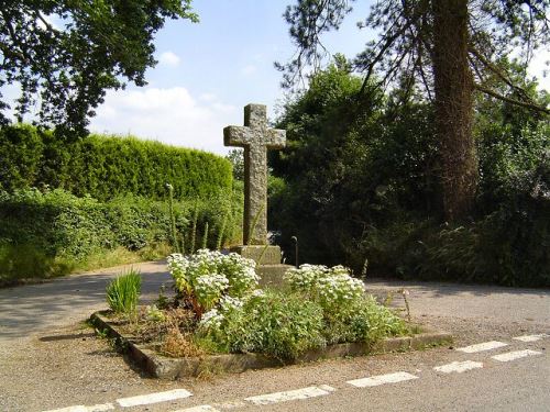 Oorlogsmonument Eggesford Fourways