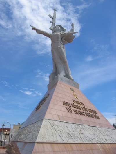 Monument Overwinning Battle of Xuan Loc #1