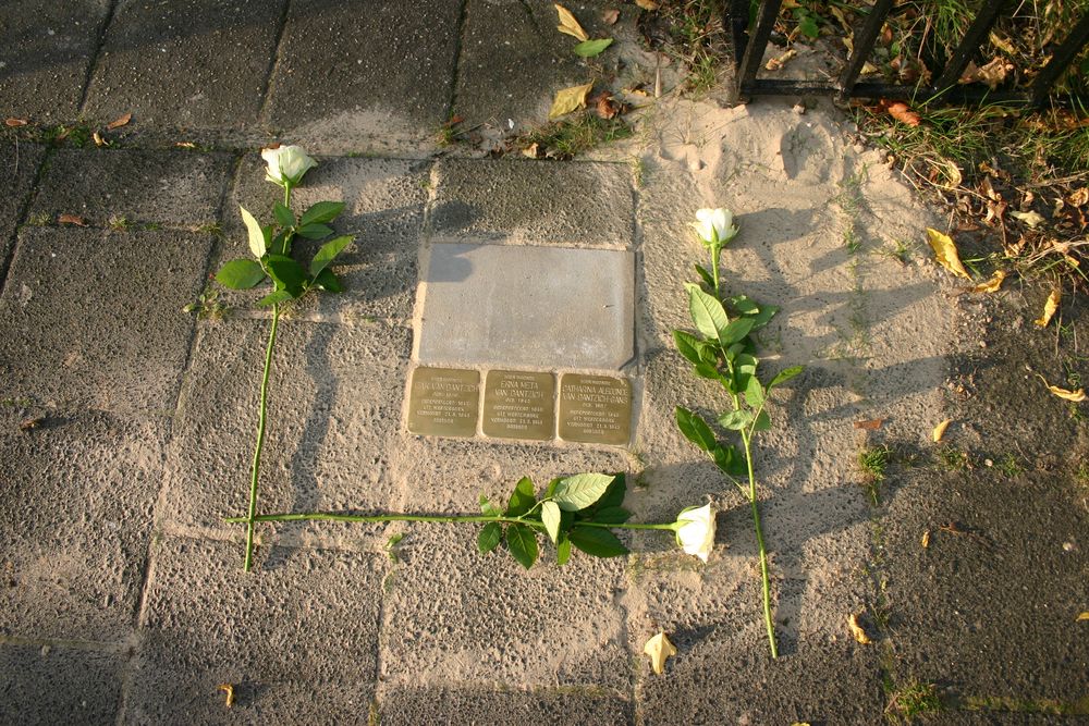 Stolpersteine Wassenberghstraat 9 - 1 #2