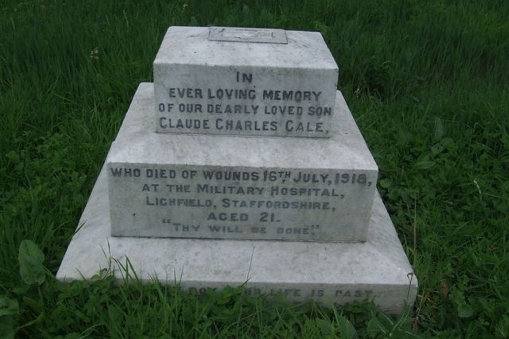 Commonwealth War Graves Melton Cemetery #1