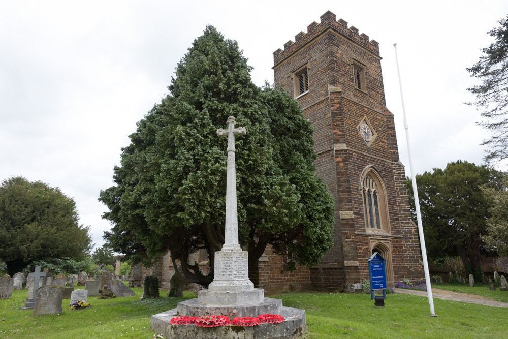 War Memorial Silsoe #4