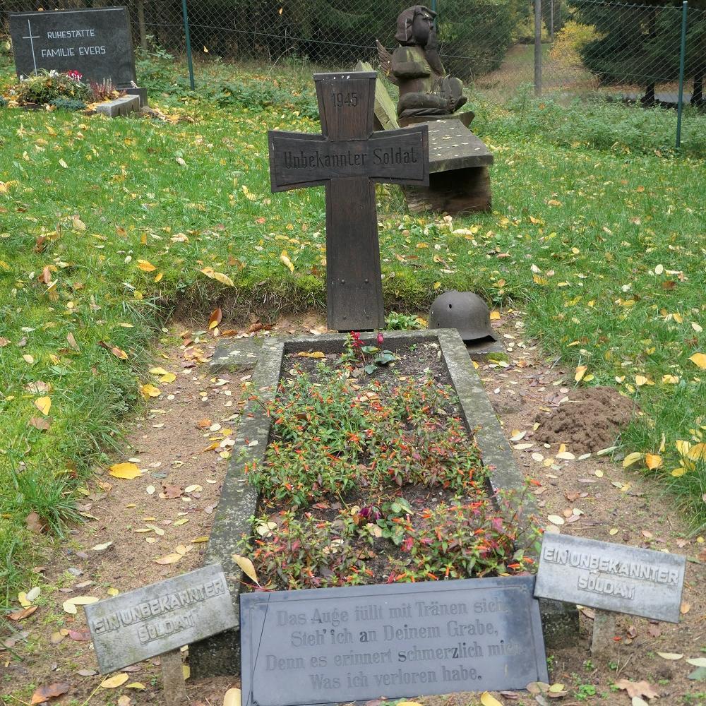 Grave German Soldier Glave #5