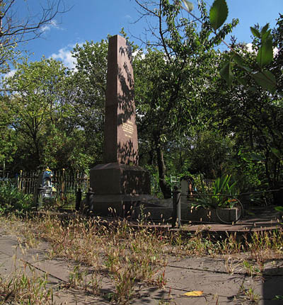 Sovjet Oorlogsgraven Krivoy Rog