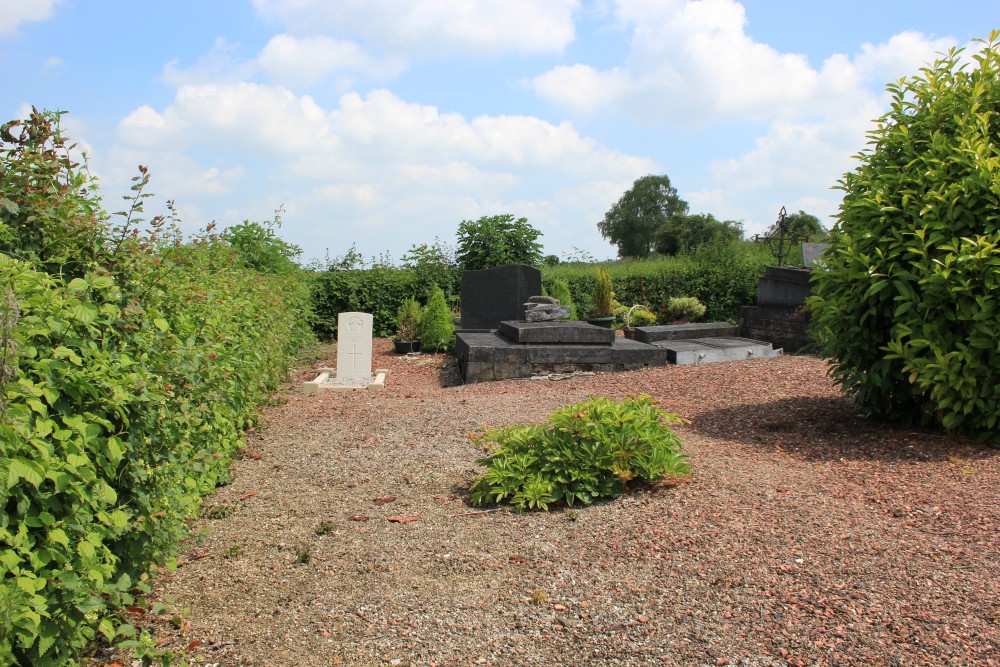 Commonwealth War Graves Trescault #3