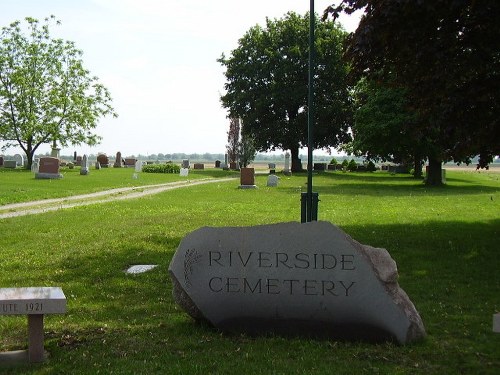 Oorlogsgraf van het Gemenebest Riverside Cemetery #1