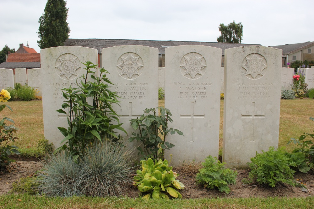 Commonwealth War Cemetery Bleuet Farm #4