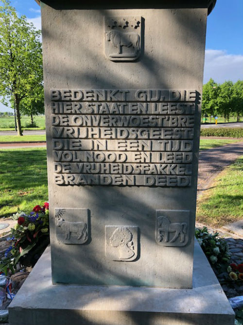 Egbert Snijder Monument Edam #1