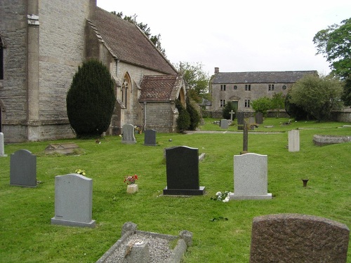 Oorlogsgraf van het Gemenebest St Thomas of Canterbury Churchyard