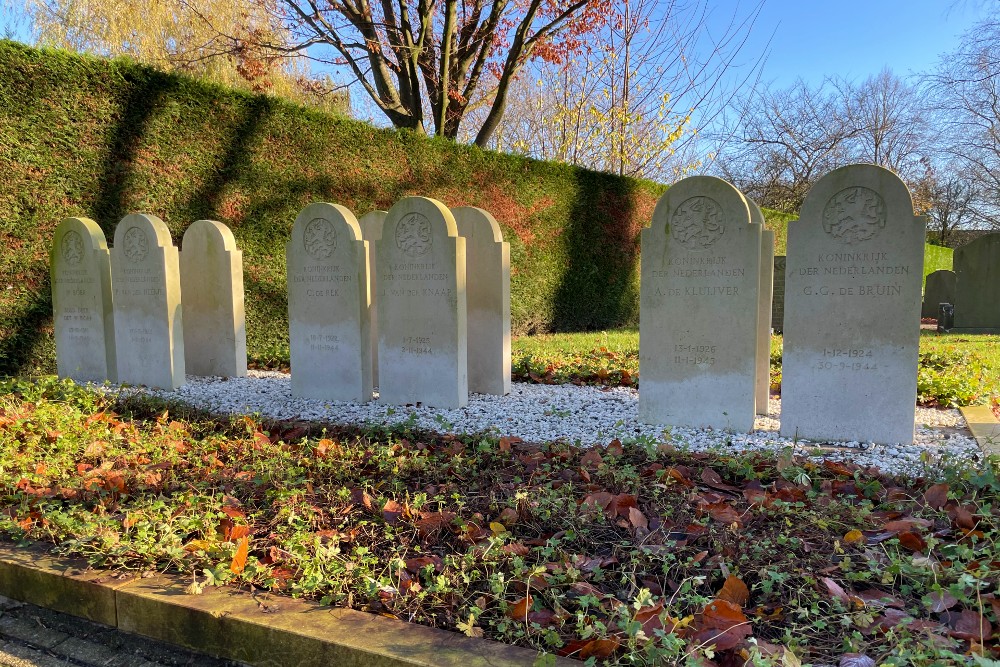 Dutch War Graves Sliedrecht #1