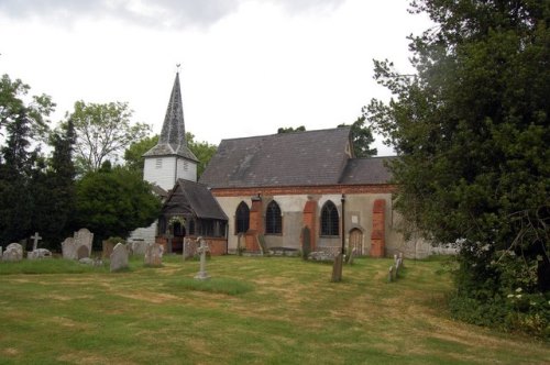 Commonwealth War Graves St. Mary and St. Edward Churchyard #1