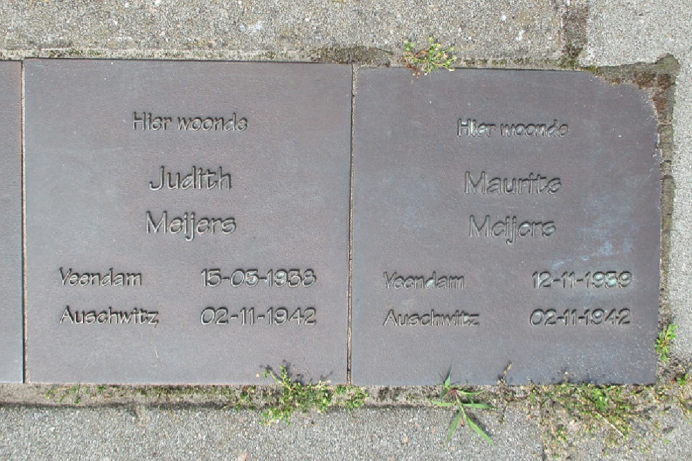 Memorial Stones Marktstraat 50 #4