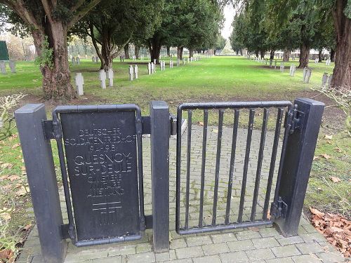 Duitse Oorlogsbegraafplaats Quesnoy-sur-Deûle
