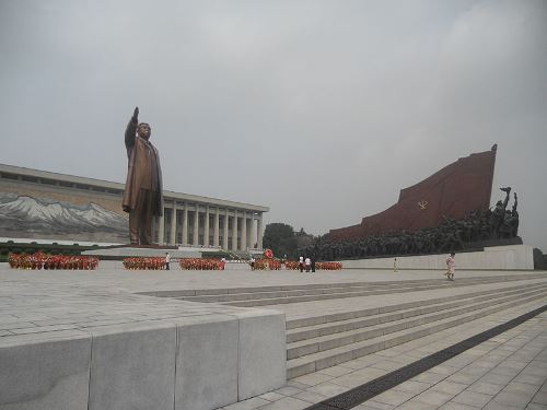 Statue Kim Il-sung