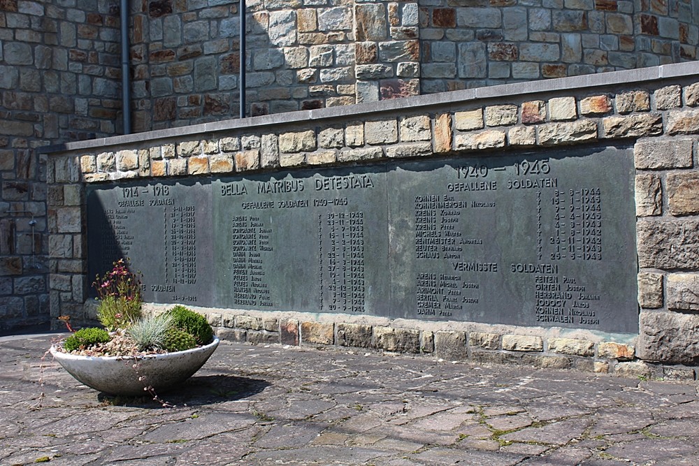 Oorlogsmonument Born